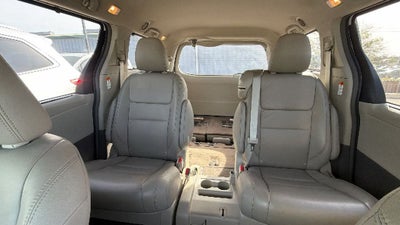2017 Toyota Sienna XLE 7 Passenger