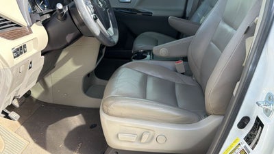 2017 Toyota Sienna XLE 7 Passenger