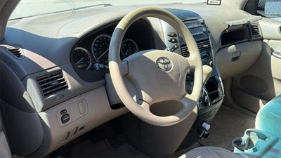 2006 Toyota Sienna CE