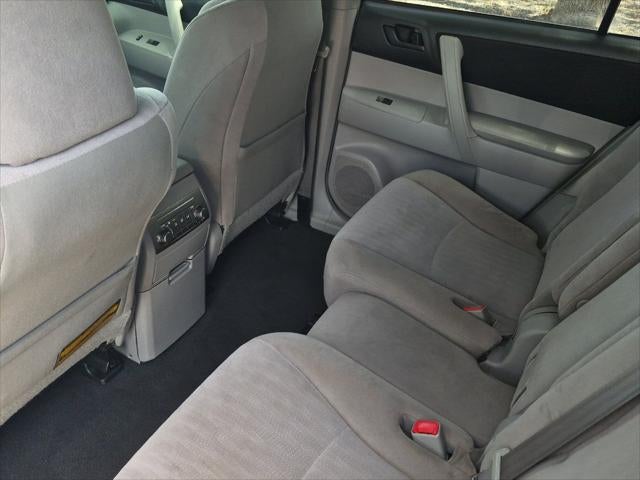 2013 Toyota Highlander Base