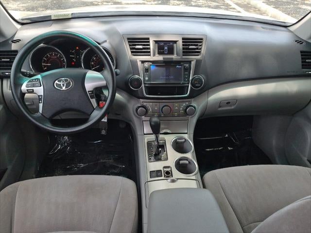 2013 Toyota Highlander Base