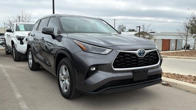 2022 Toyota Highlander Hybrid LE
