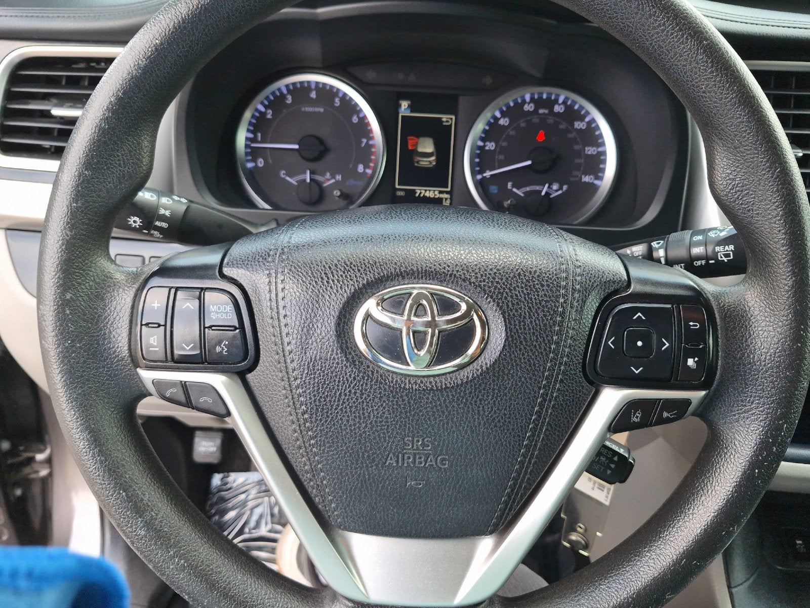 2019 Toyota Highlander LE
