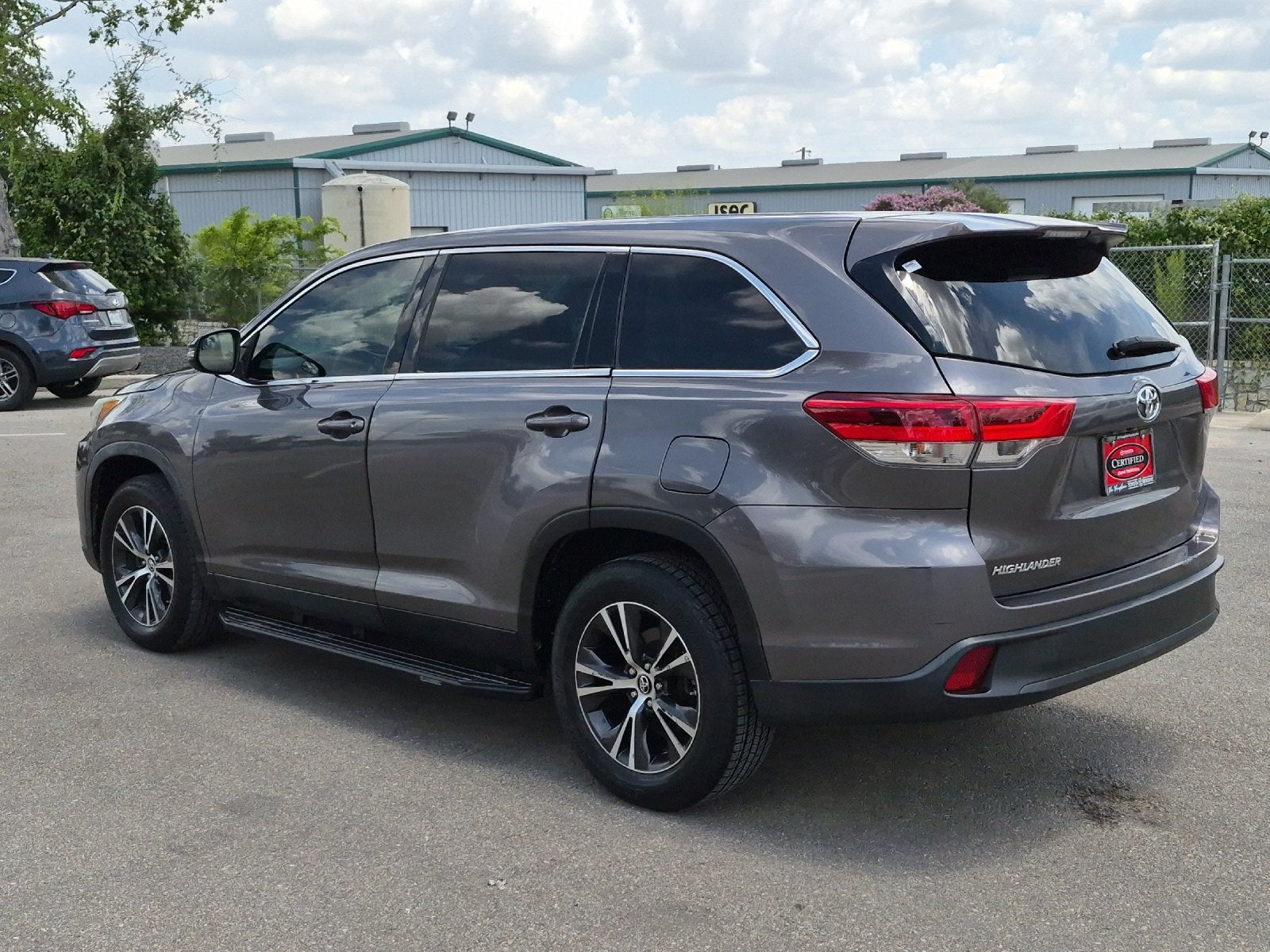 2019 Toyota Highlander LE