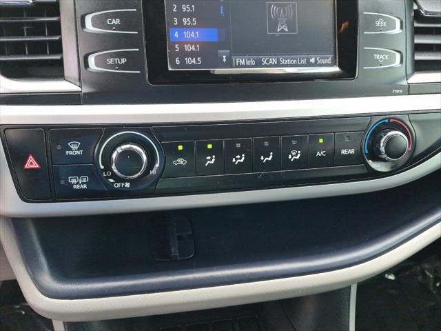 2019 Toyota Highlander LE