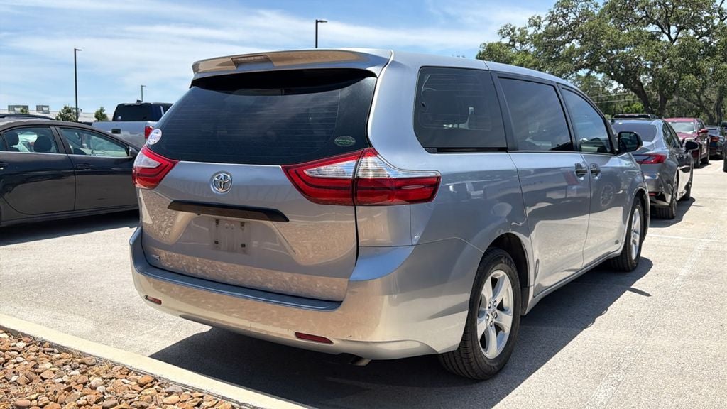 2015 Toyota Sienna L 7 Passenger