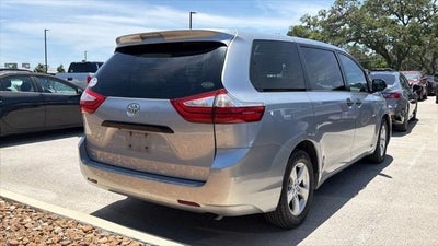 2015 Toyota Sienna L 7 Passenger