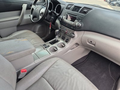 2011 Toyota Highlander SE