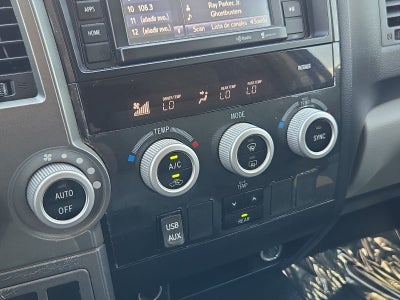 2015 Toyota Sequoia SR5 5.7L