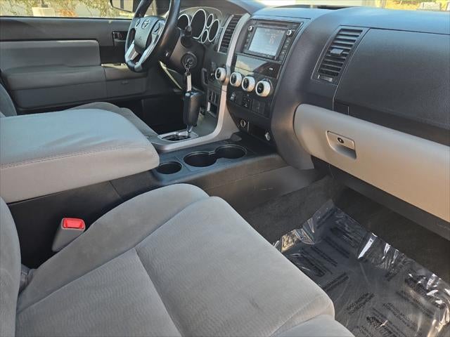2015 Toyota Sequoia SR5 5.7L