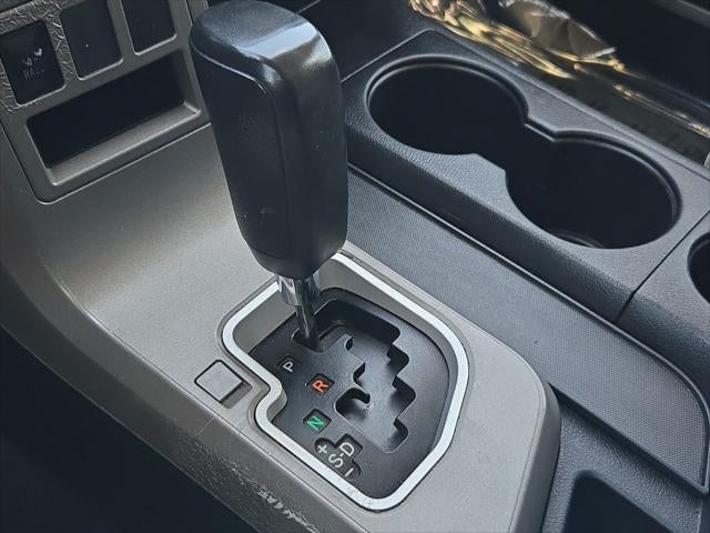 2015 Toyota Sequoia SR5 5.7L