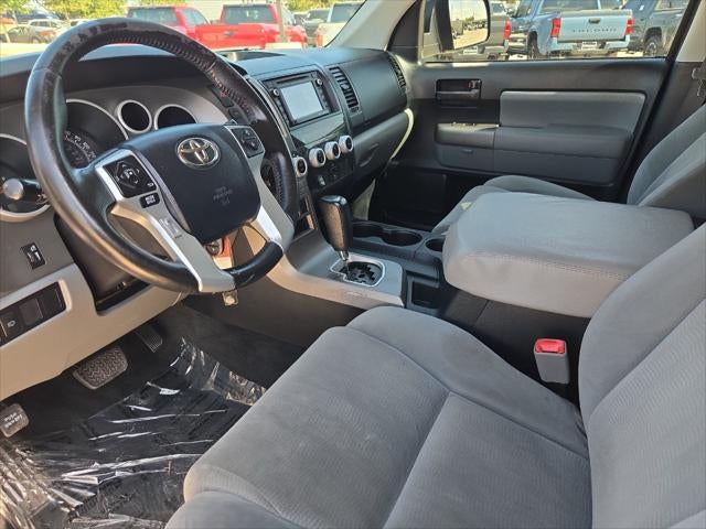 2015 Toyota Sequoia SR5 5.7L