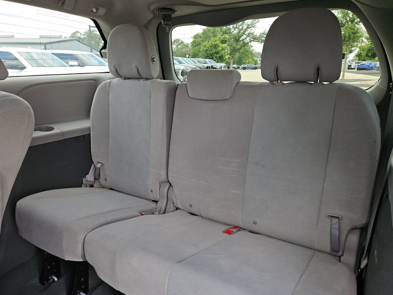 2020 Toyota Sienna L 7 Passenger