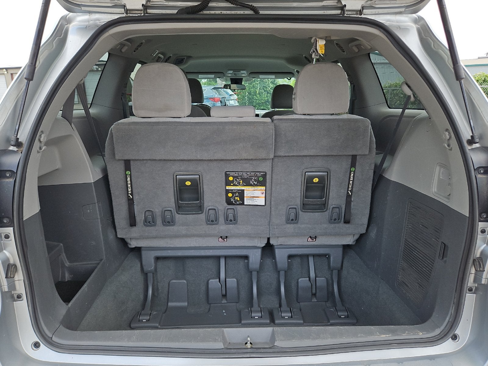 2020 Toyota Sienna L 7 Passenger