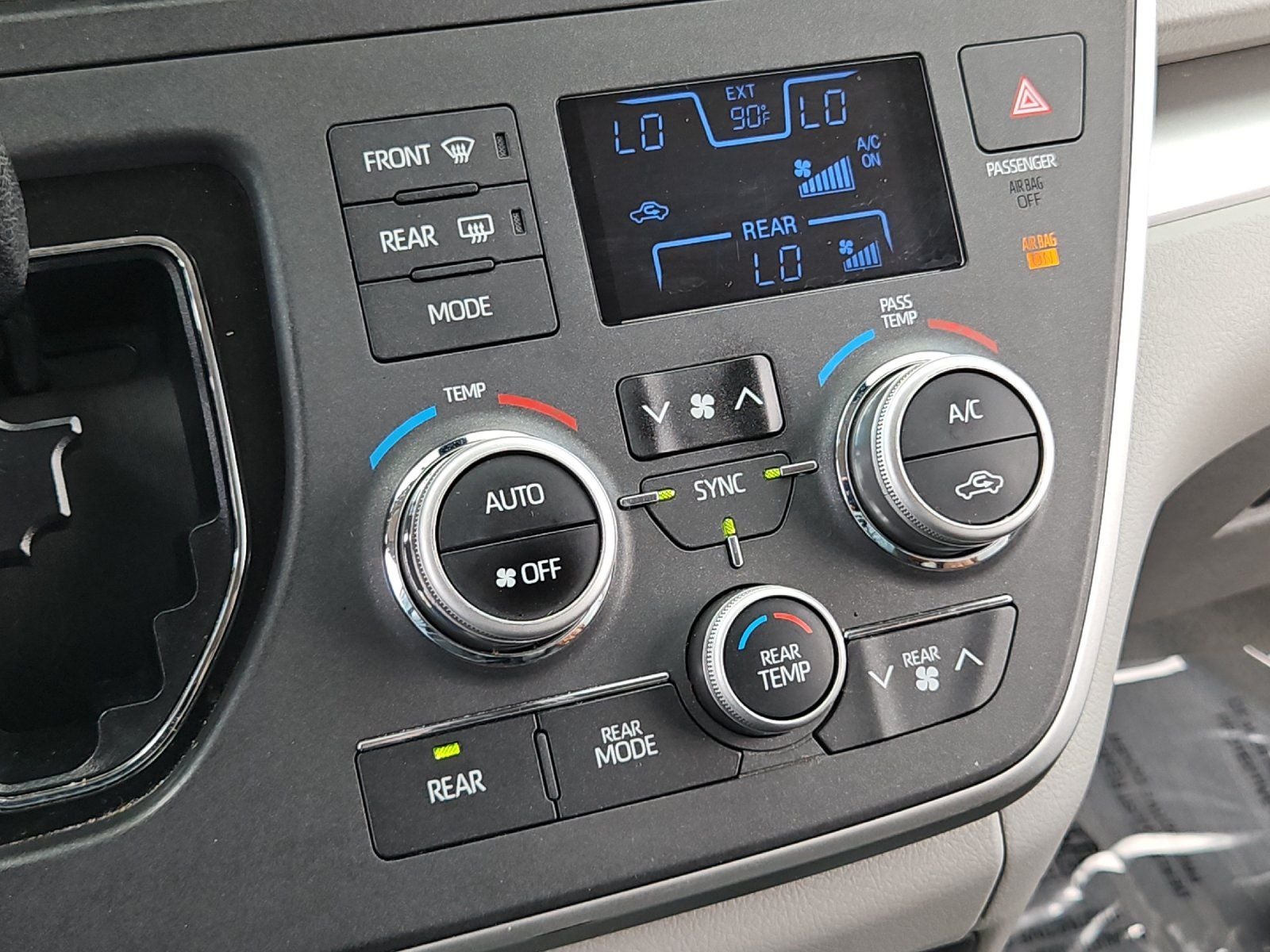 2020 Toyota Sienna L 7 Passenger