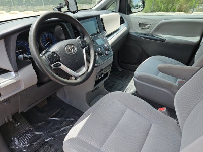 2020 Toyota Sienna L 7 Passenger