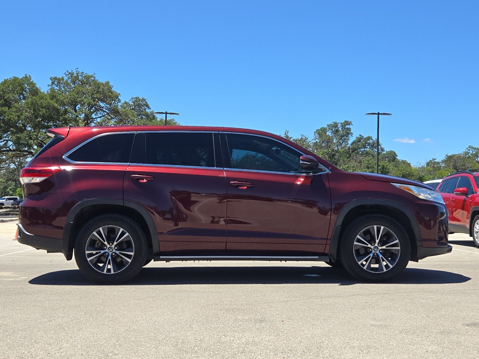 2018 Toyota Highlander LE Plus