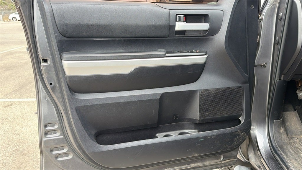 2014 Toyota Tundra SR5