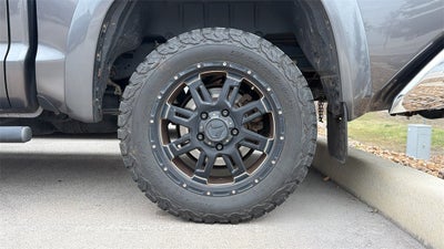 2014 Toyota Tundra SR5