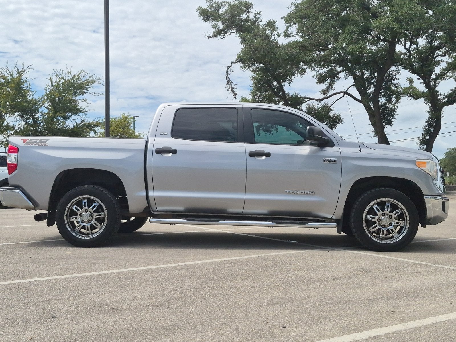 2016 Toyota Tundra SR5