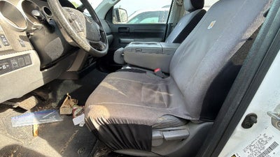 2013 Toyota Tundra Grade 5.7L V8