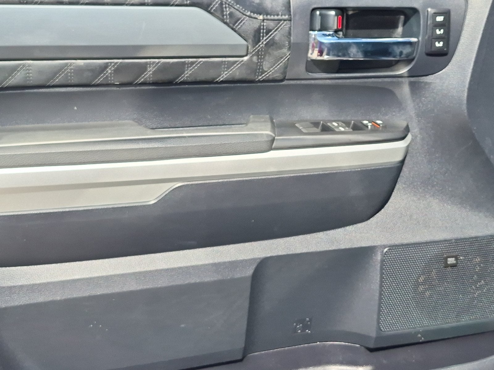 2015 Toyota Tundra Platinum 5.7L V8