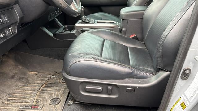 2020 Toyota Tacoma Limited V6