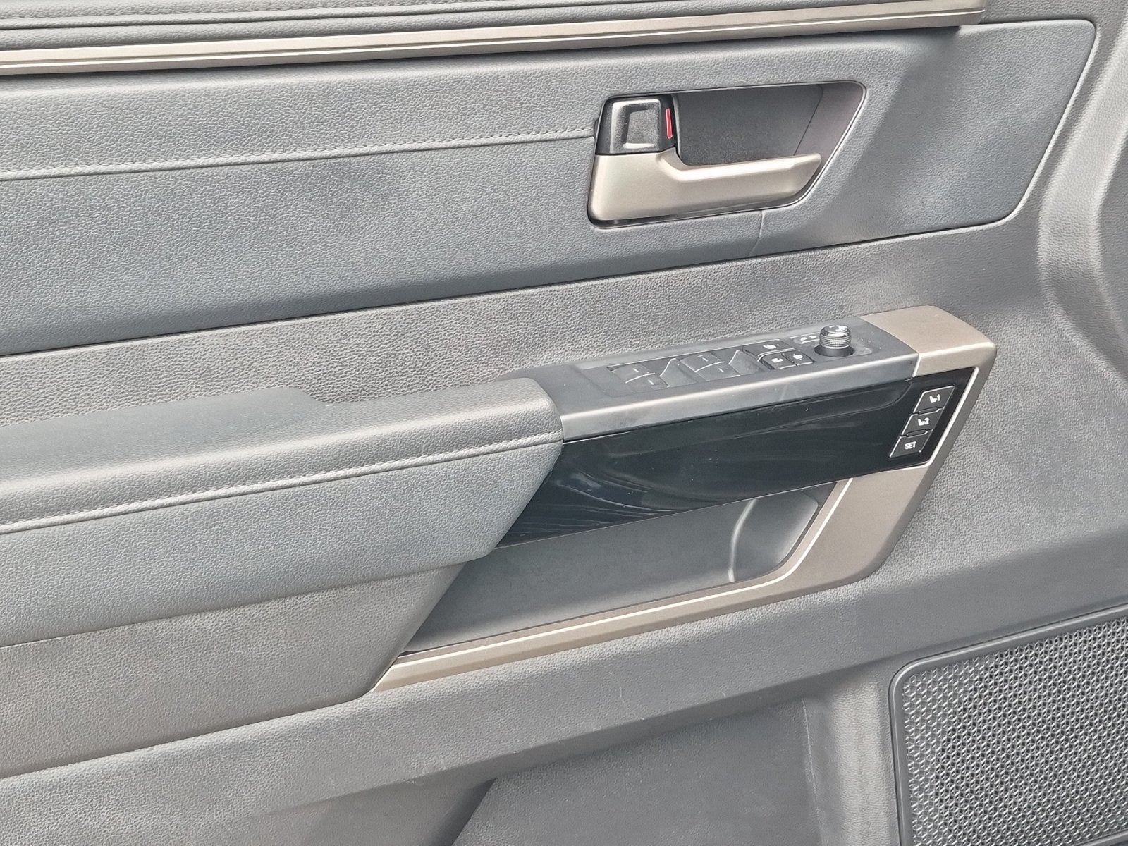 2024 Toyota Tundra Hybrid Limited