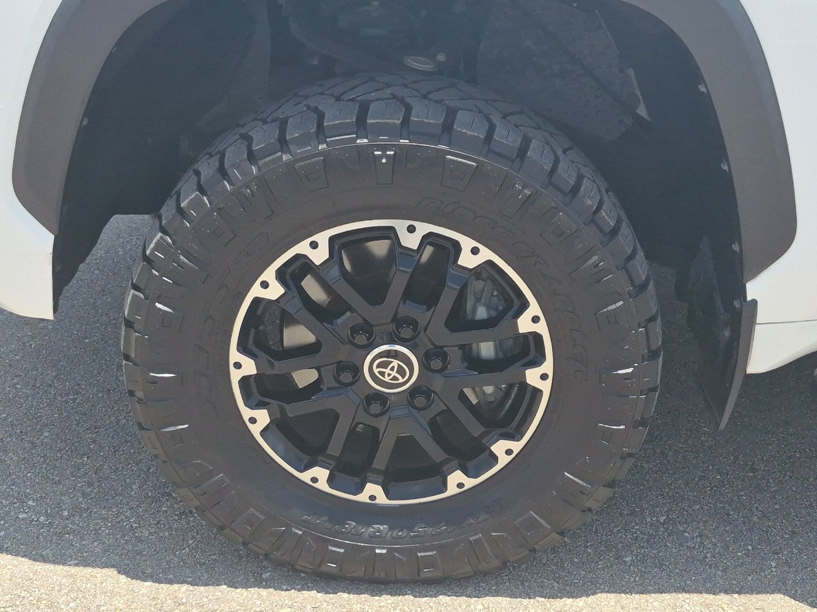 2022 Toyota Tundra SR5