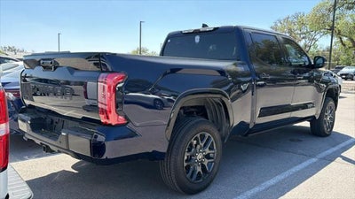 2023 Toyota Tundra Hybrid Platinum