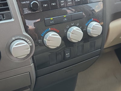 2010 Toyota Tundra Grade 4.6L V8