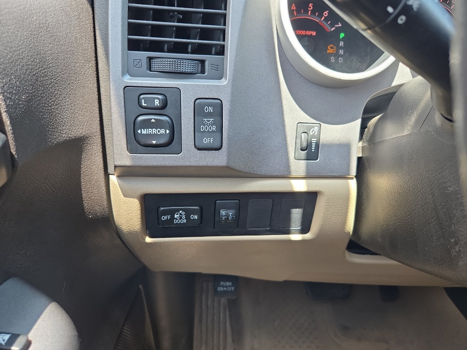 2010 Toyota Tundra Grade 4.6L V8