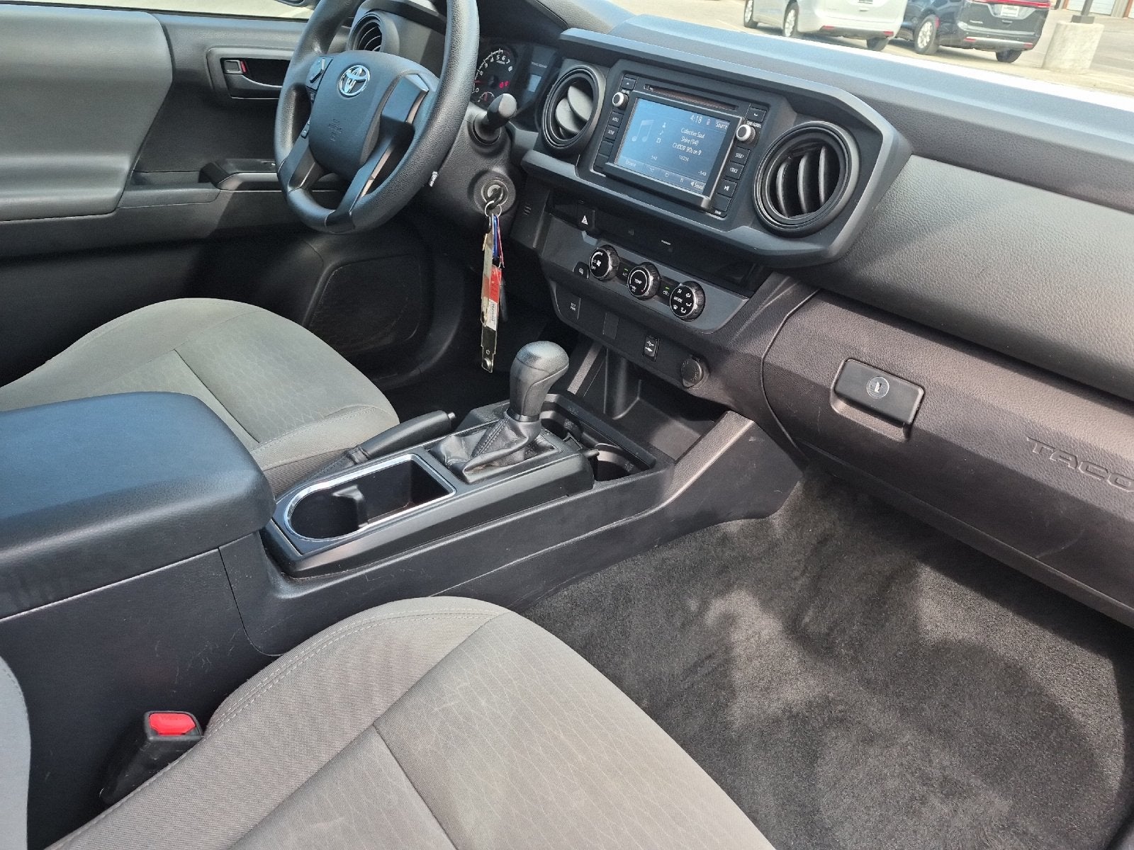 2017 Toyota Tacoma SR