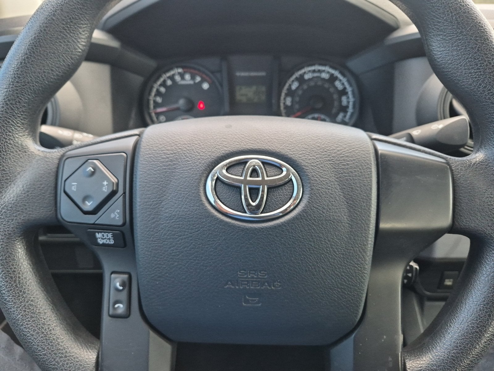 2017 Toyota Tacoma SR