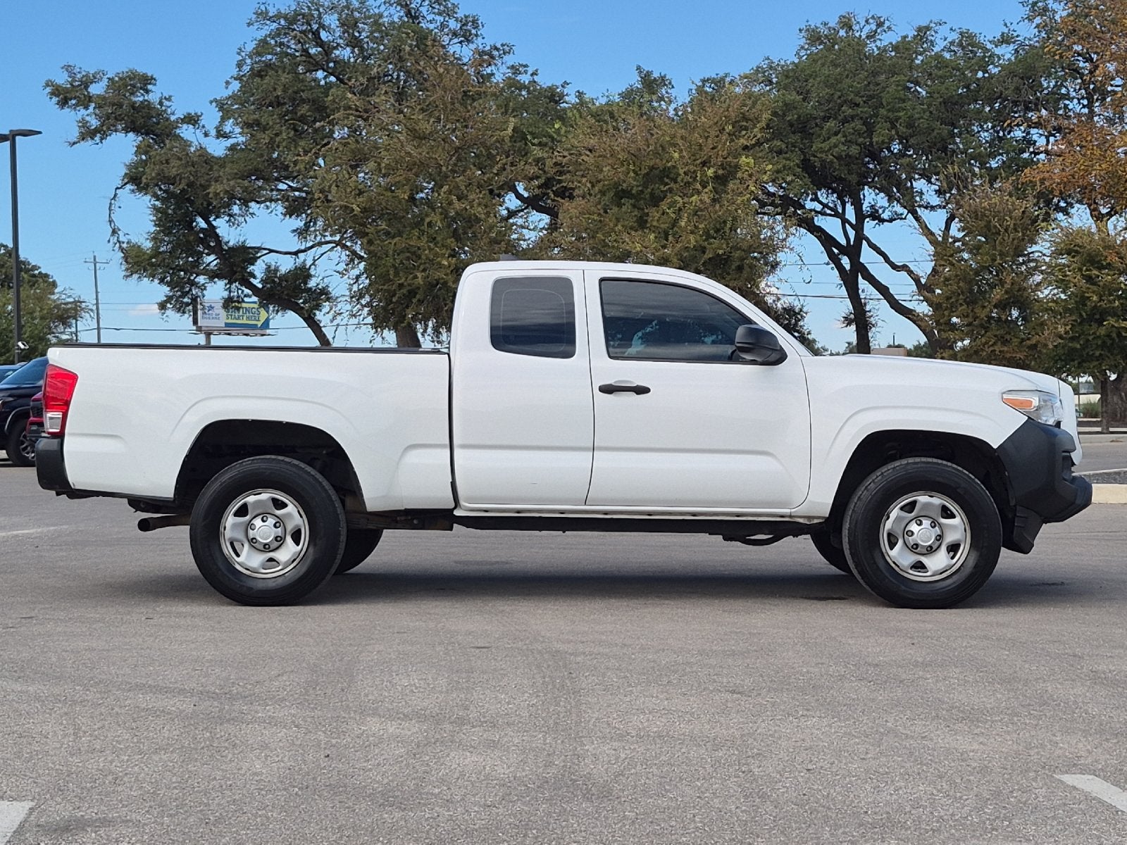 2017 Toyota Tacoma SR