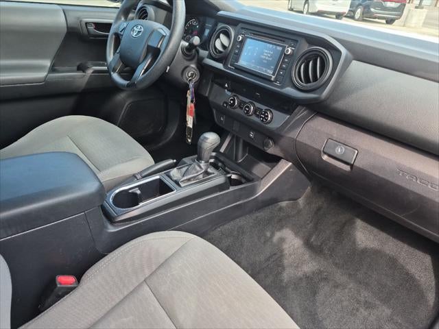 2017 Toyota Tacoma SR