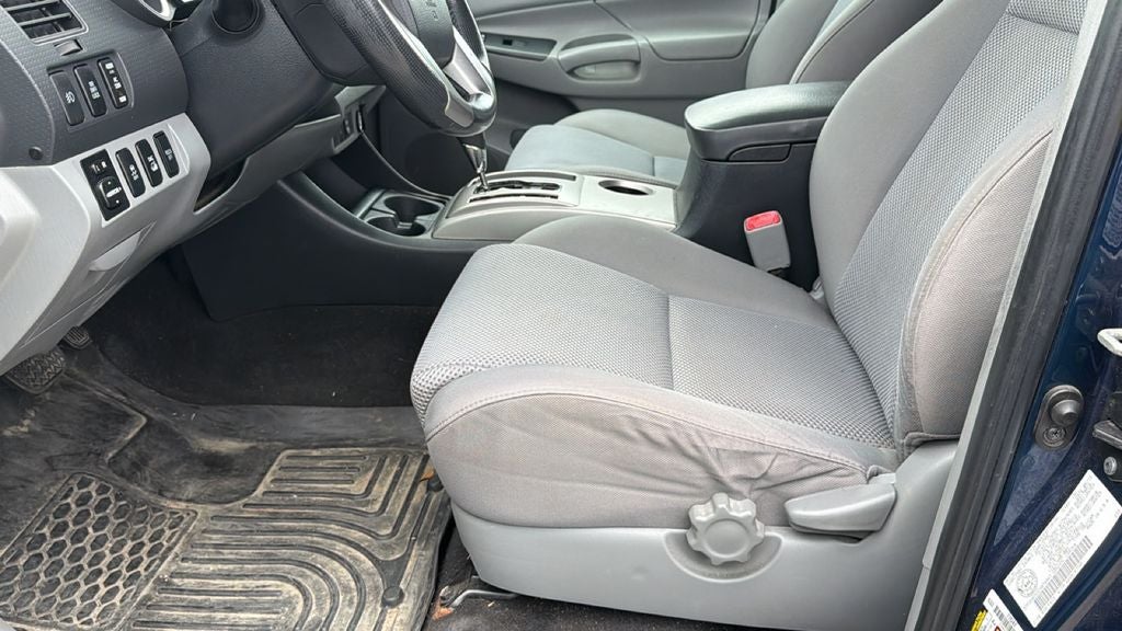 2013 Toyota Tacoma Base V6