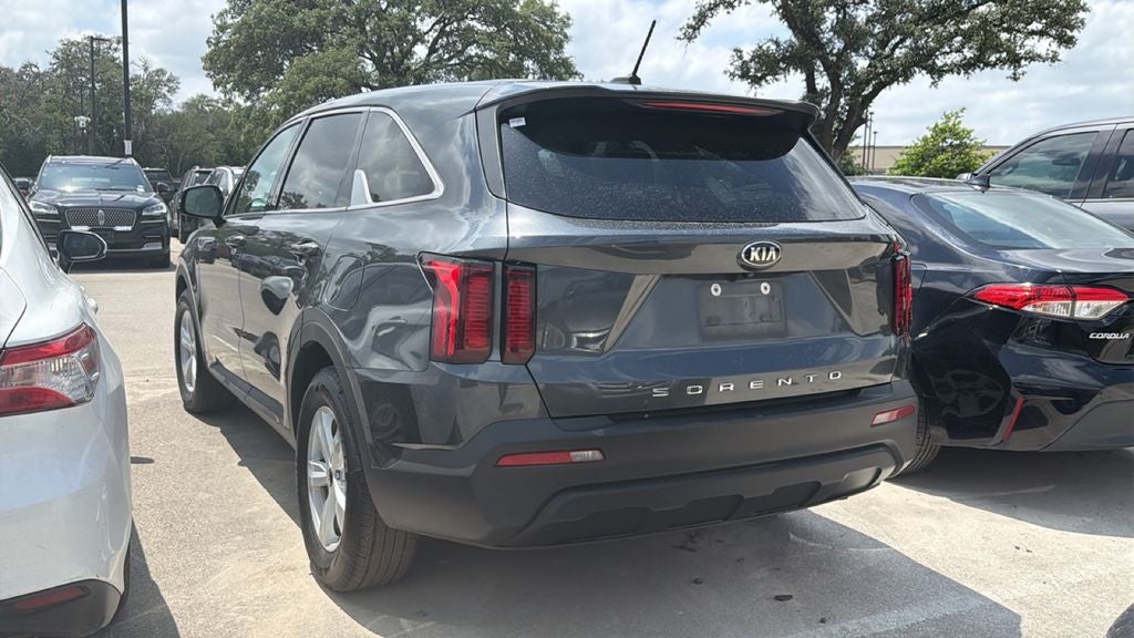 2021 Kia Sorento LX