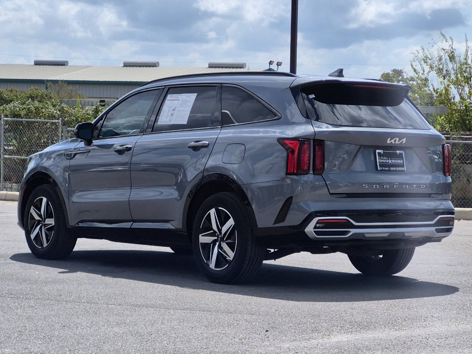 2022 Kia Sorento S