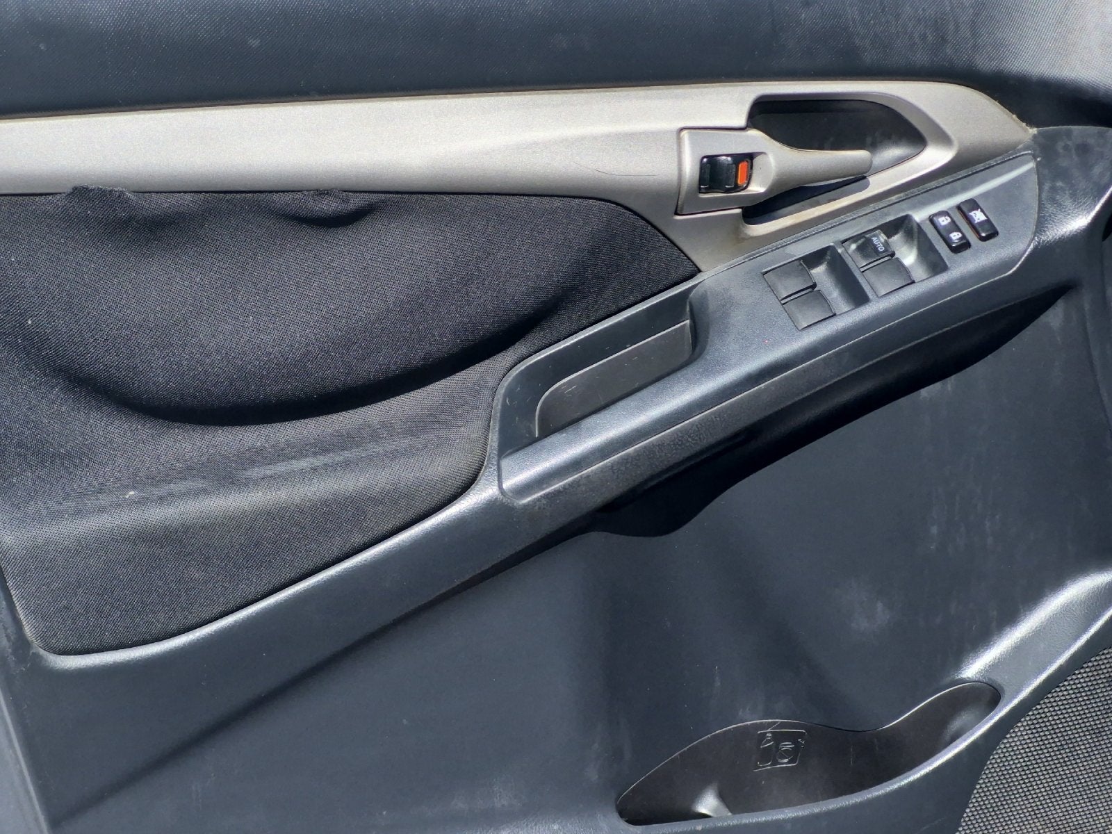 2009 Pontiac Vibe Base