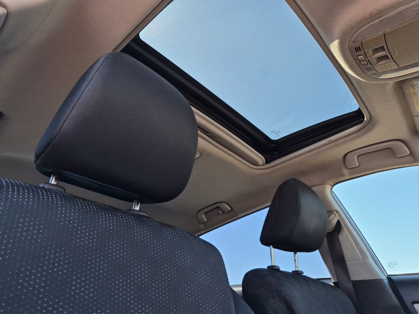 2009 Pontiac Vibe Base