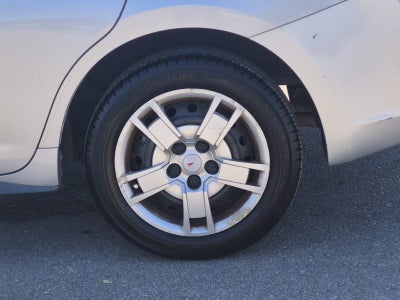 2009 Pontiac Vibe Base