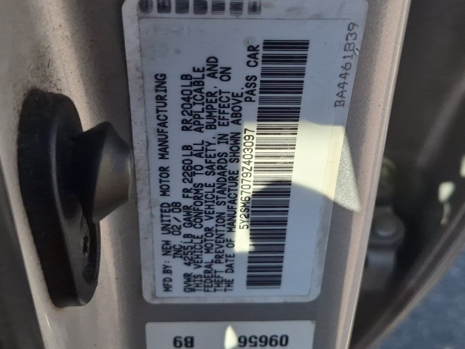 2009 Pontiac Vibe Base