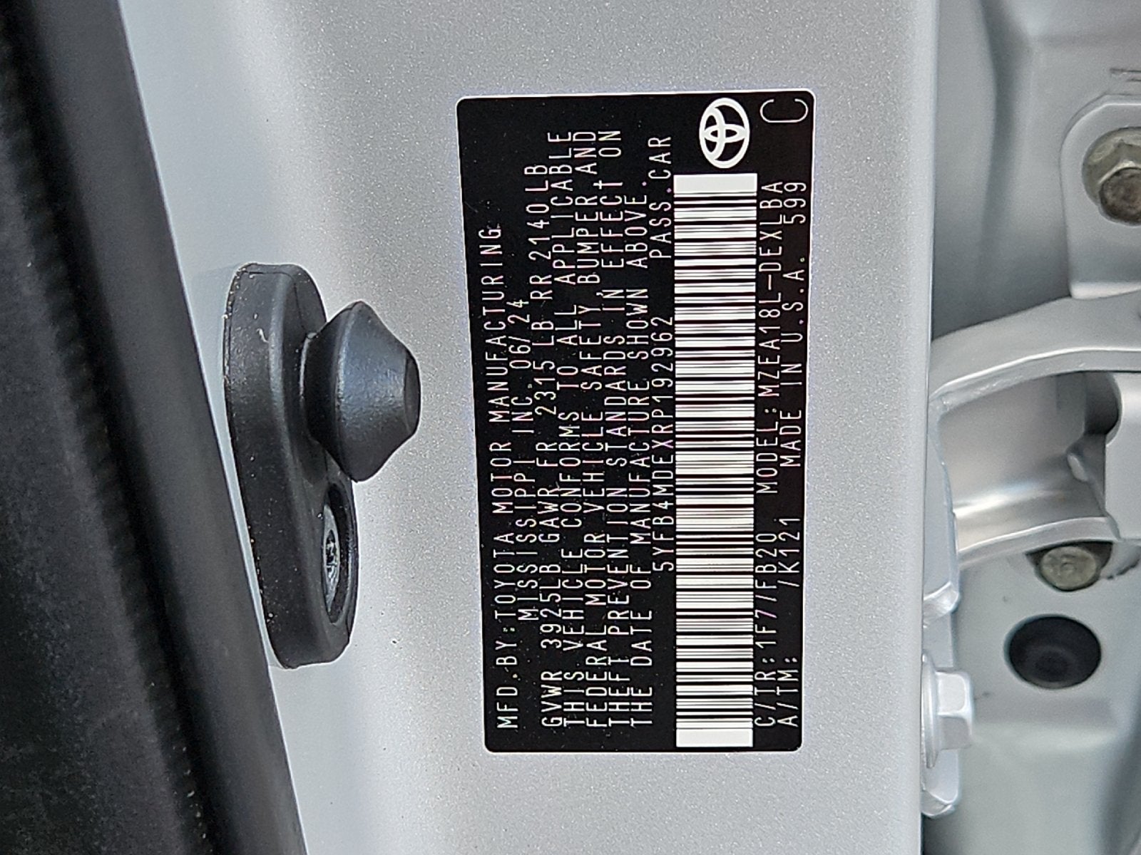 2024 Toyota Corolla LE