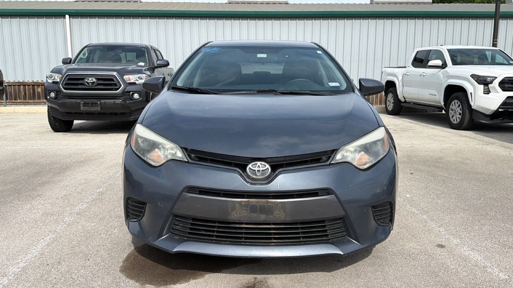 Used 2015 Toyota Corolla LE with VIN 5YFBURHE1FP319326 for sale in Boerne, TX