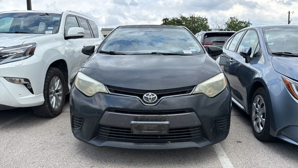 Used 2015 Toyota Corolla LE with VIN 5YFBURHE2FP349113 for sale in Boerne, TX