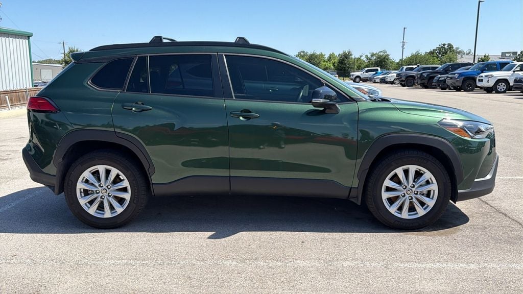 2025 Toyota Corolla Cross LE