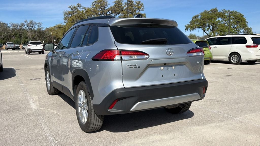 2025 Toyota Corolla Cross LE