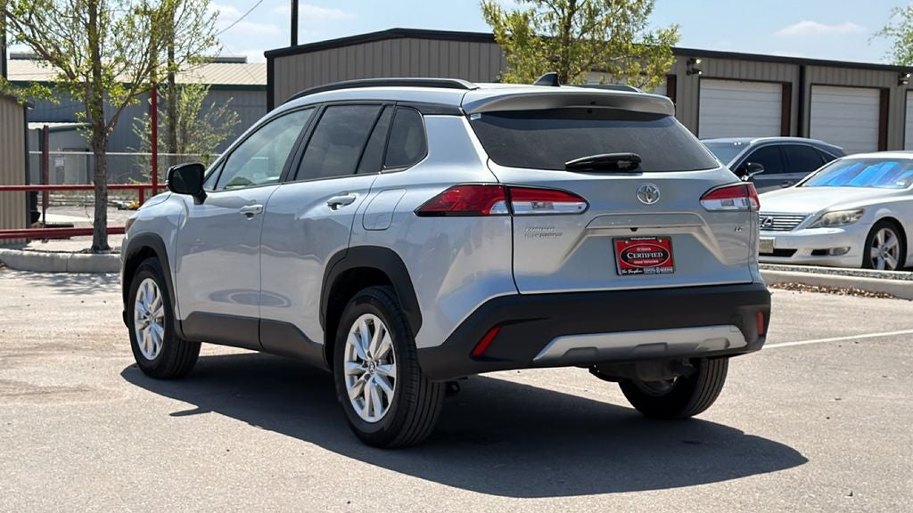 2025 Toyota Corolla Cross LE