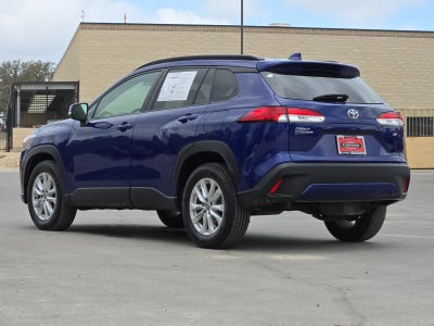 2024 Toyota Corolla Cross LE